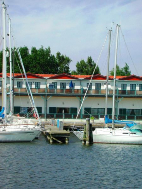 Ferienapartment Hafenperle Karlshagen Yachthafen